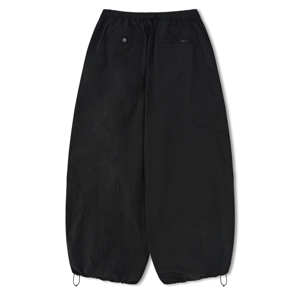 ANGLAN NYLON TUCK BELT STRING BALLOON PANTS