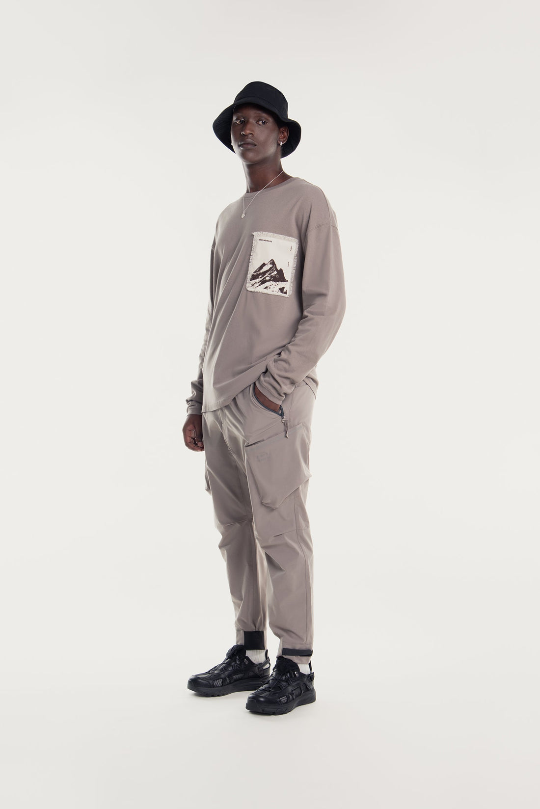 UNISEX LANDSCAPE PRINT PATCH SS TEE