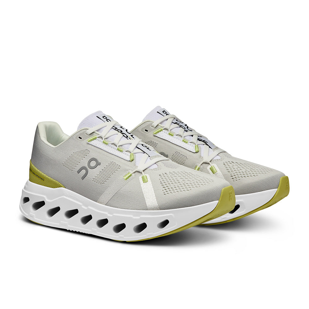 ON WOMEN'S CLOUDECLIPSE WHITE / SAND