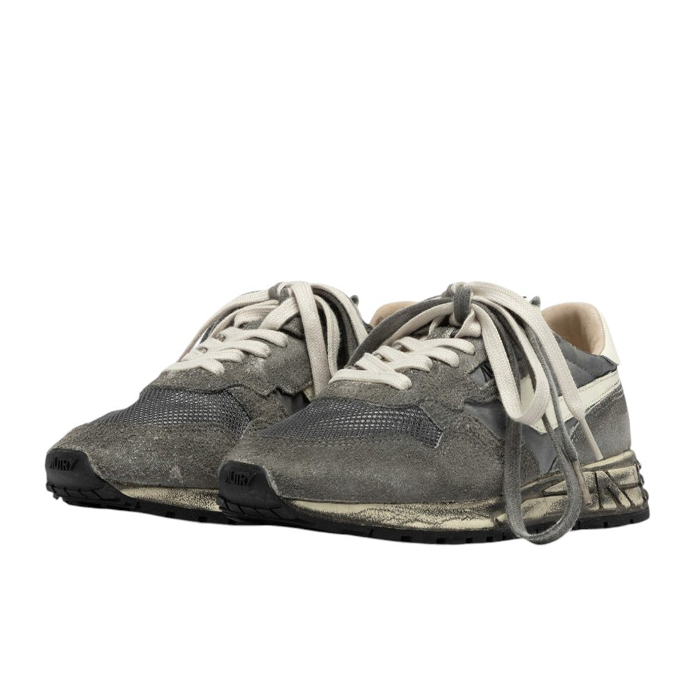 AUTRY WOMEN'S REELWIND SUPER VINTAGE SNEAKERS IN WHITE AND BLACK SUEDE AND NYLON