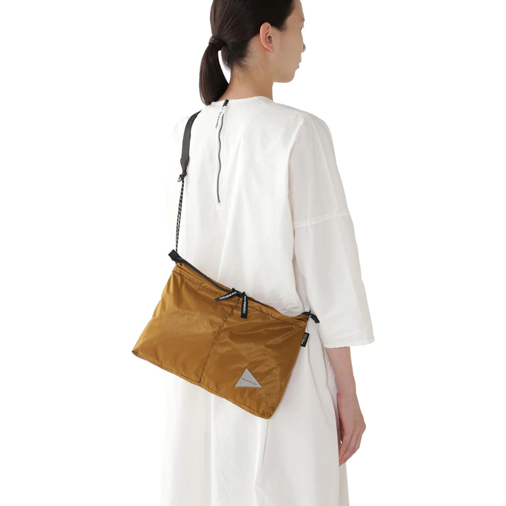 AND WANDER SIL SACOCHE