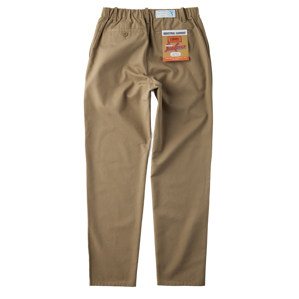 UNIVERSAL OVERALL TUCK TAPERED PANTS