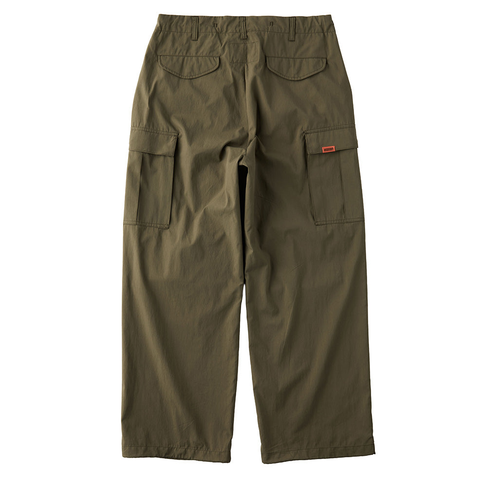 UNIVERSAL OVERALL C/N CARGO PANTS